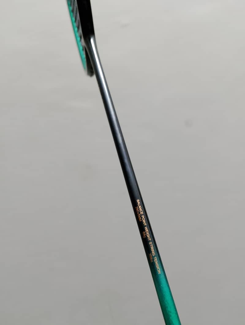 Hi-qua 150 badminton racket 2