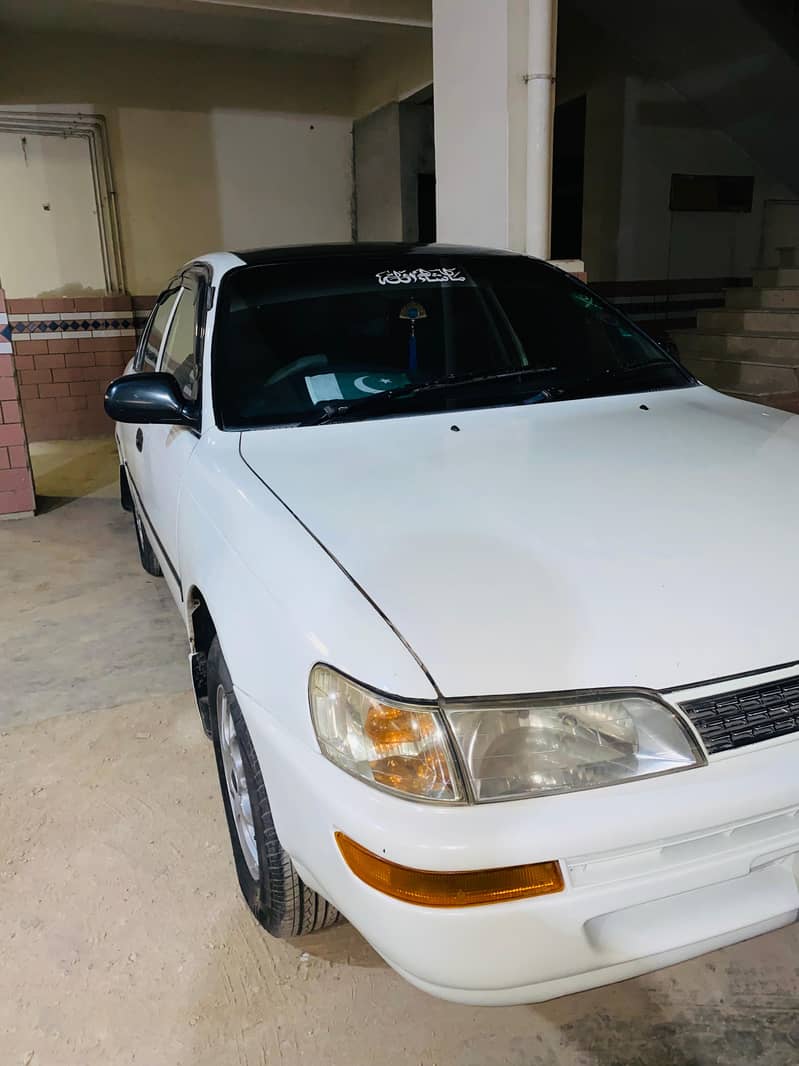 Toyota Corolla XE 1999 4