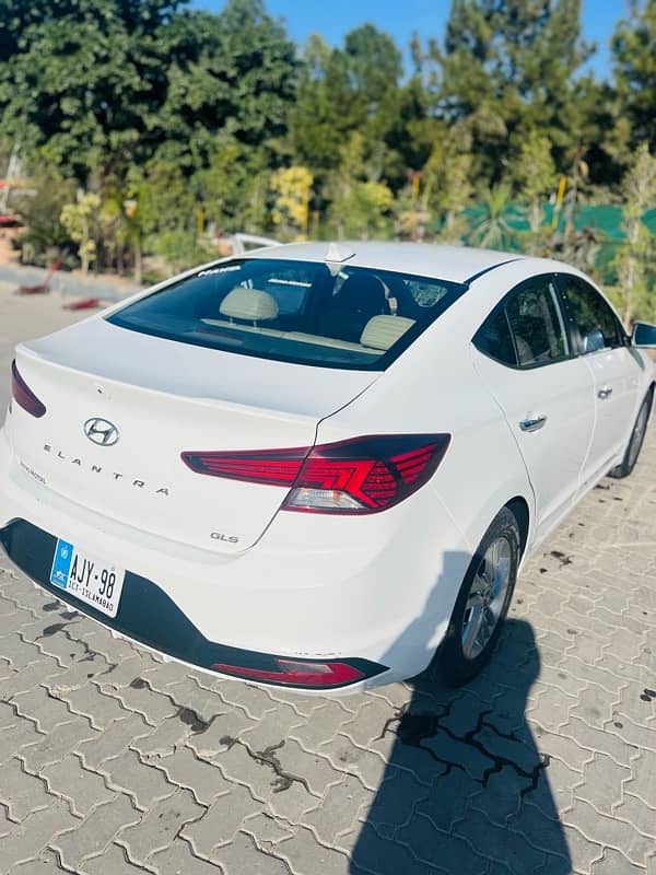 Hyundai Elantra 2021 2