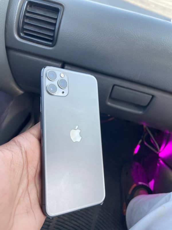 IPHONE 11 pro max PTA APPROVED 1