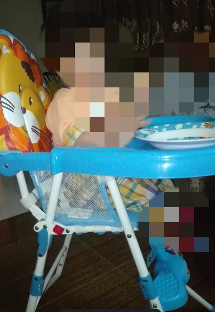 Baby high chair , condition 8/10 1