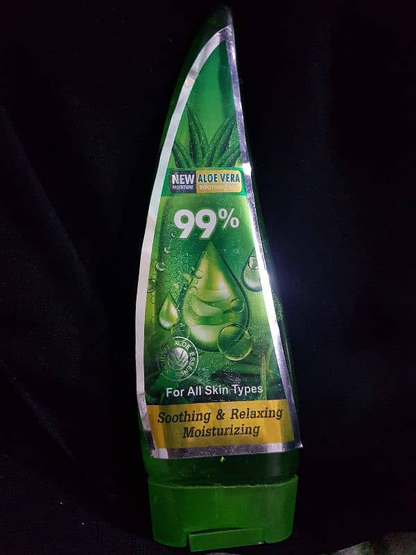 Alovera Gel soothing gel  2 botels 500 rupees 0