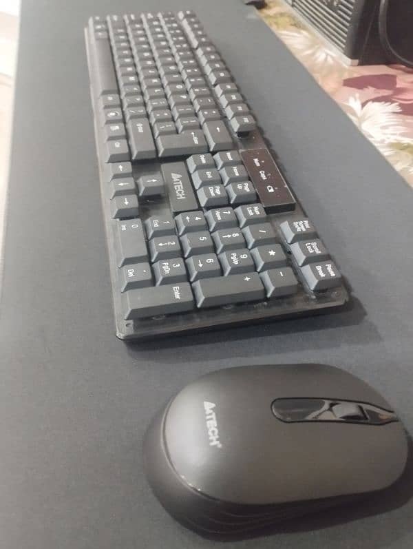 wireless keyboard and mouse 1