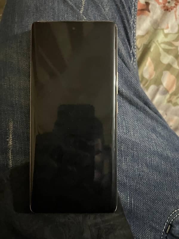 infinix zero 30 ha bilkul new condtion hai 0