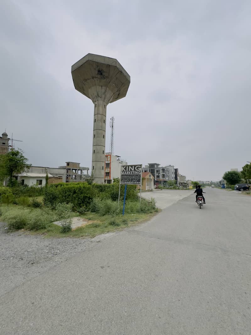 Street 4 Level Sun Face Plot For Sale On Investor Rate Vary Close To Kashmir Highway 3