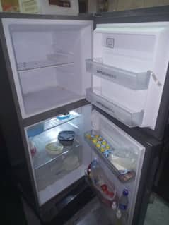 Hair medium Refrigerator for sale 2 year use