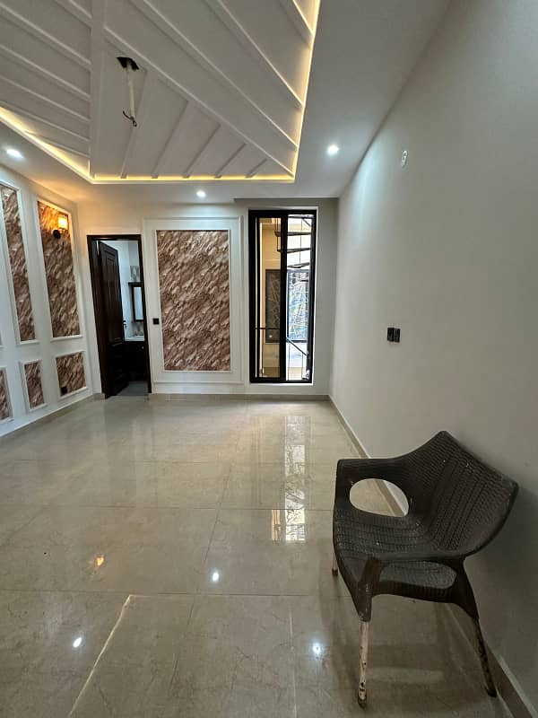 5 MARLA BRAND NEW HOUSE FOR SALE IN PARK VIEW CITY LAHORE 10