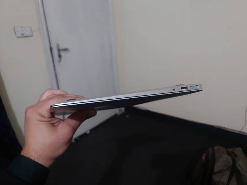 MacBook Air 2015 13" 1