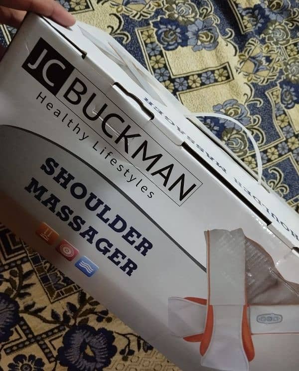 JC Buckman back and shoulder massager 0