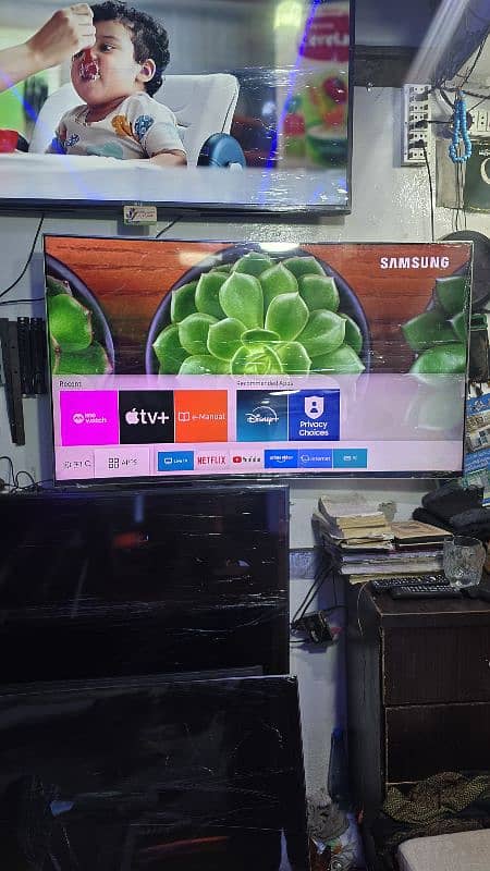 55 INCH SAMSUNG QLED TV SMART WIFI 2160 3840 8