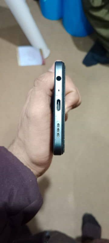 OPPO F21 PRO 4