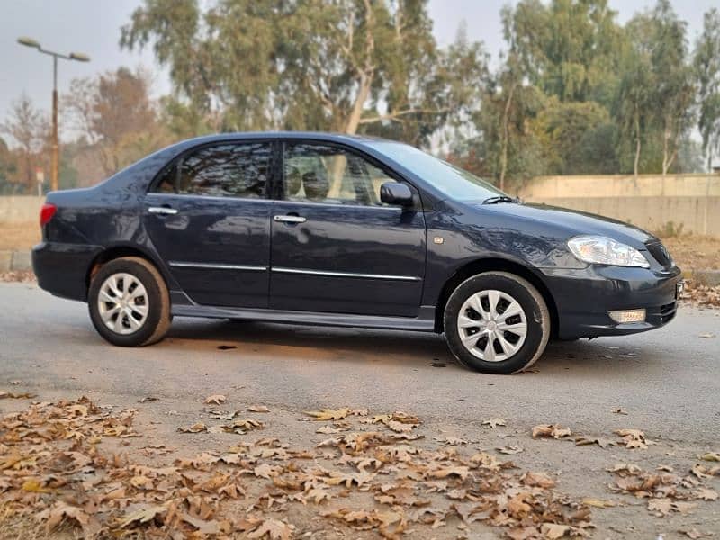 Toyota Corolla Altis 2005 7