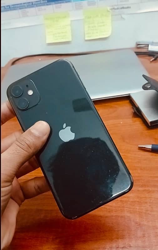 almost new iphone 11 jv 64 GB 10/10 2