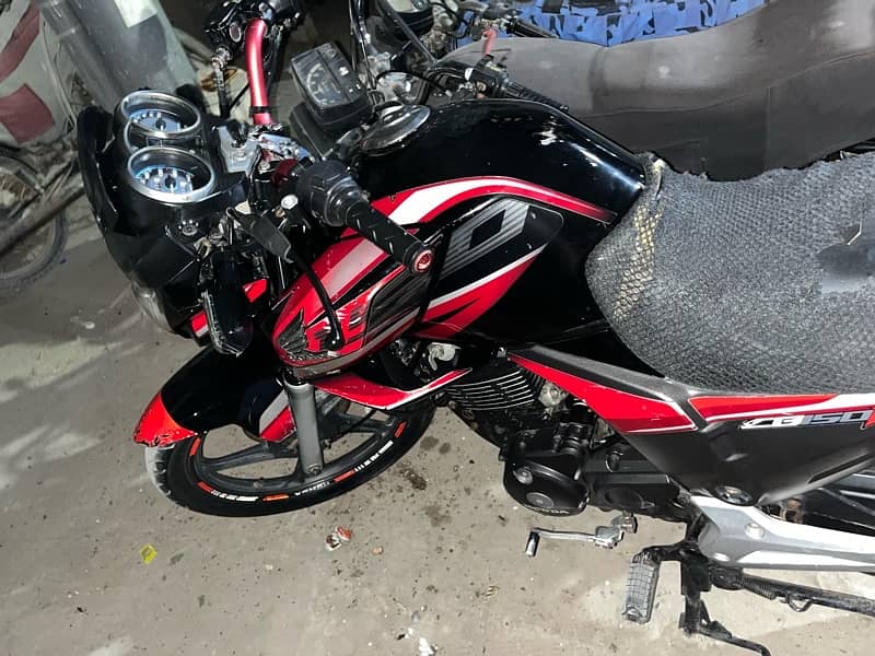 Honda CB 150F 5