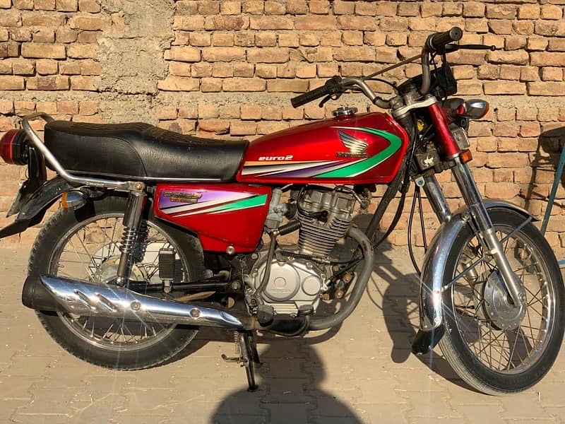 Honda 125, 2013 Model, Good Condition, Lahore number 6