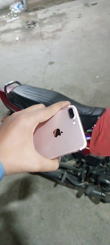 iphone 7plus 03085517654 2