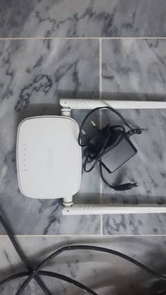 tenda router with charger and 20 meter internet cable