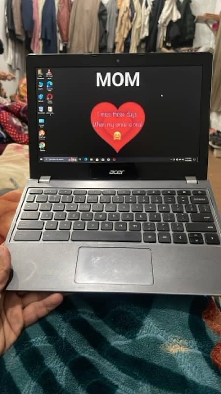 chrome book convert to leptop 0