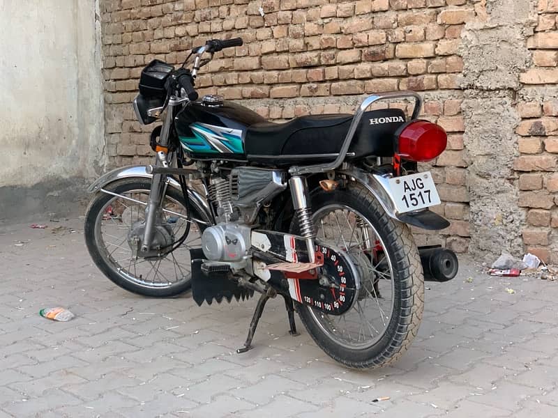 Honda 125, 2022 Model, Rawalpindi Registered 1