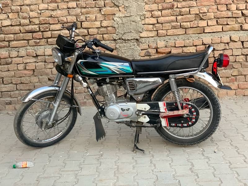 Honda 125, 2022 Model, Rawalpindi Registered 3