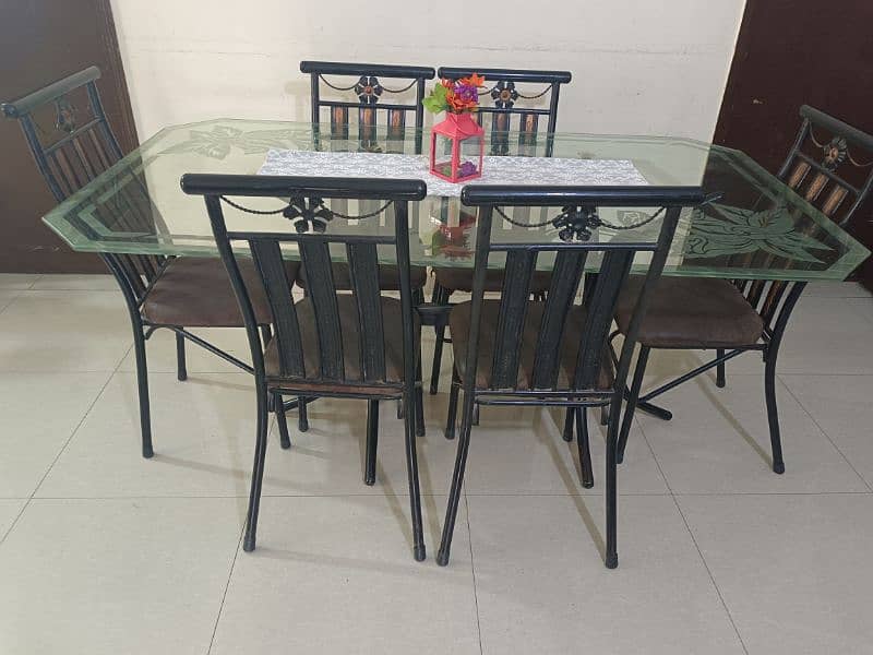 Iron Dinning Table 0