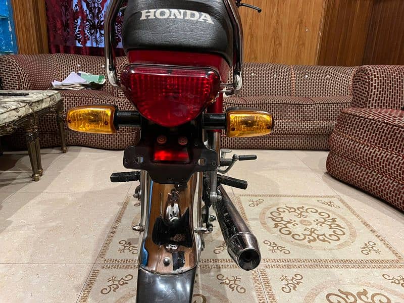 Honda CD 70 4