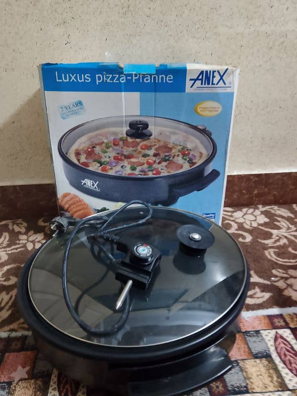 Anix Pizza Pan / 1 & 2 times Used 2