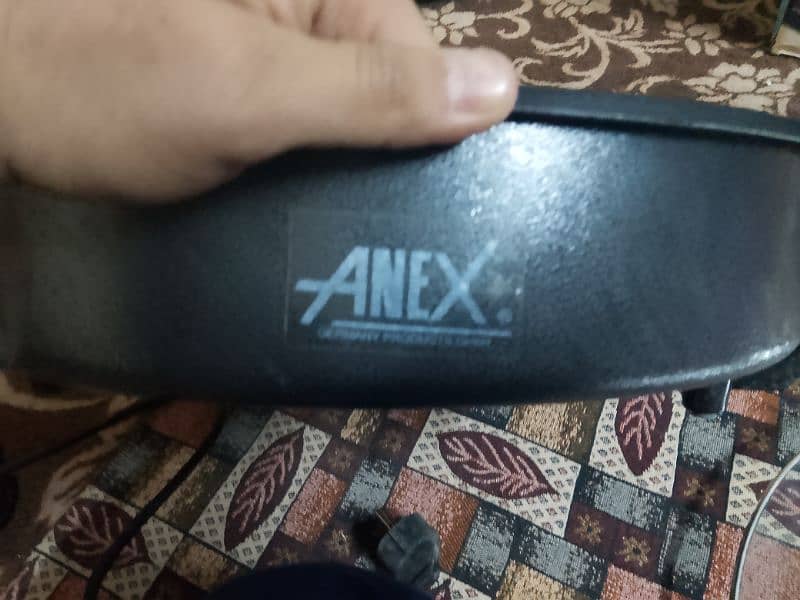 Anix Pizza Pan / 1 & 2 times Used 7