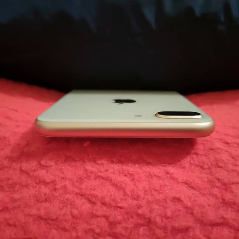 iPhone 8 Plus 64GB Gold – PTA Approved | 9/10 Condition | True Tone ON 4