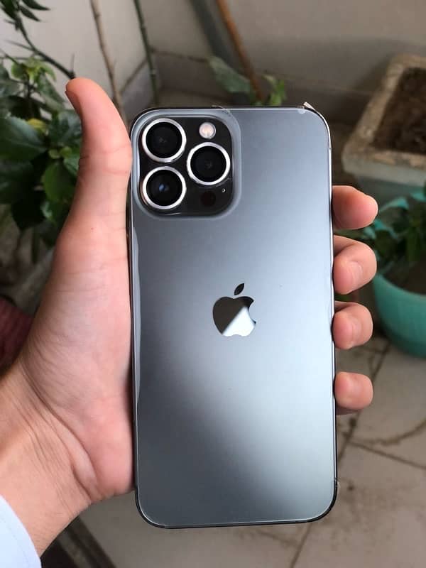 IPHONE 13 PRO MAX new condition Graphite color 0