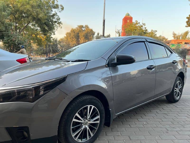 Toyota Corolla GLI 2015 6