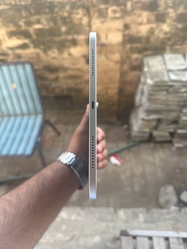 iPad 10th Generation (New) 5