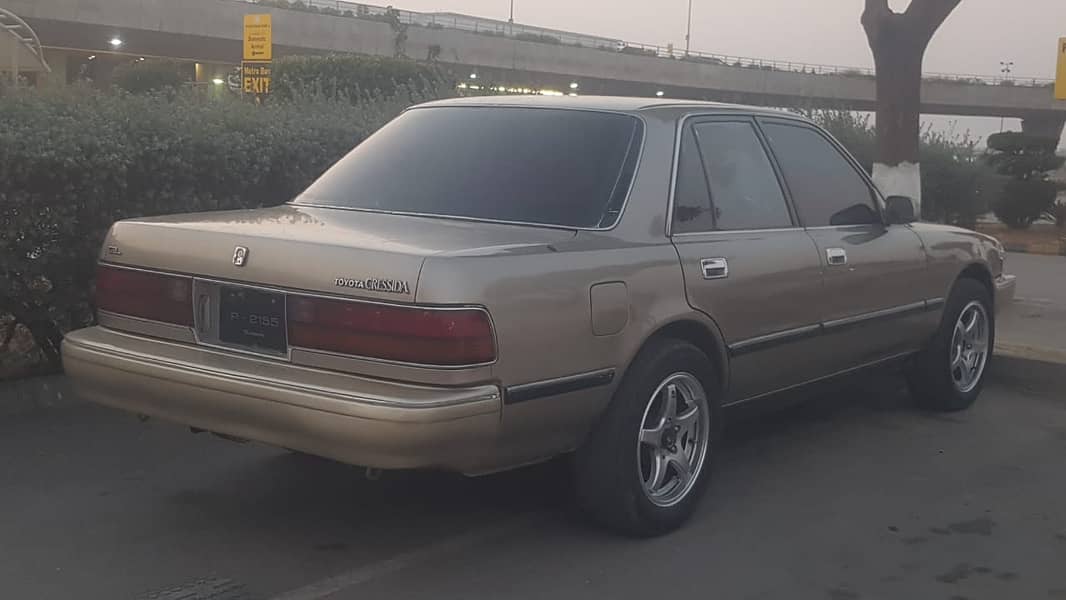 Toyota Cressida 1990 4