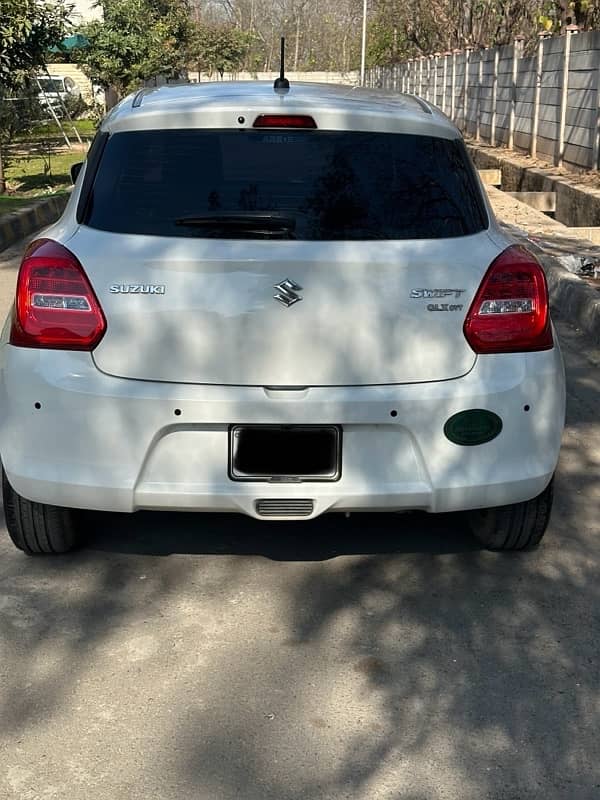 Suzuki Swift 2023 GLX/CVT fully loaded varient 1