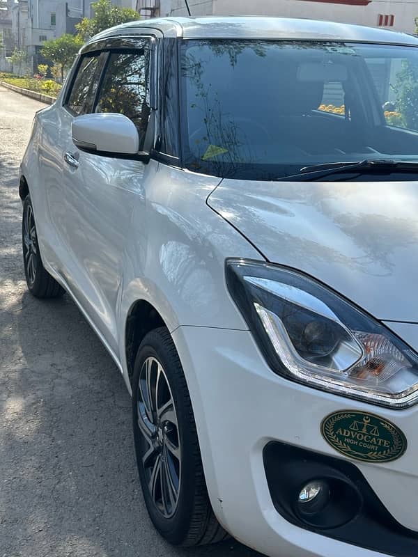 Suzuki Swift 2023 GLX/CVT fully loaded varient 3