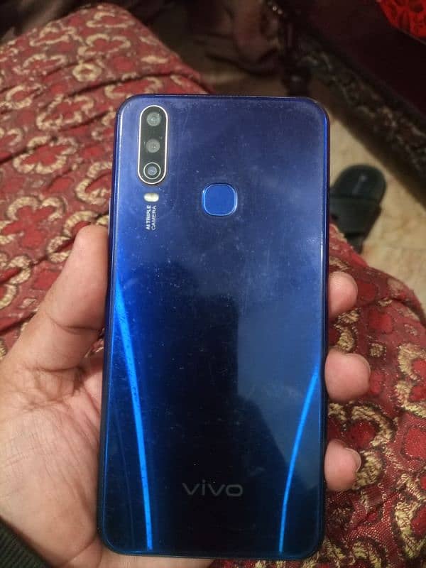 Vivo Y15 0