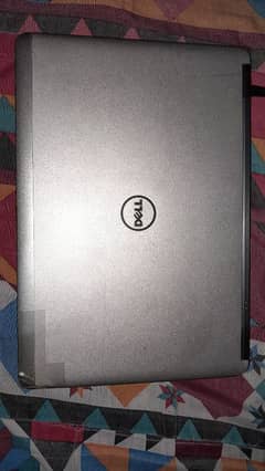 Dell E7440