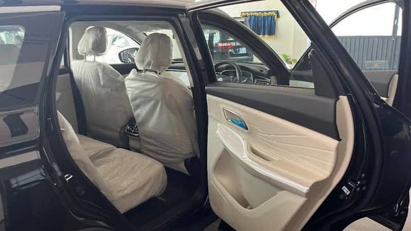 Changan Oshan X7 Future Sense 7 Seat Uplift 10