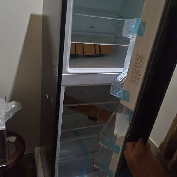 fridge dawlance for the sale O34O_4O_53_157 my WhatsApp 0