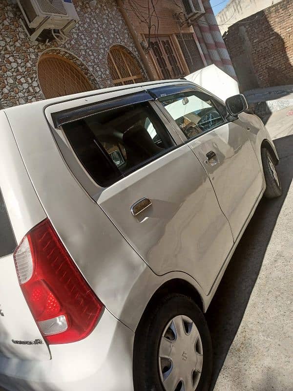 Suzuki Wagon R 2015 6