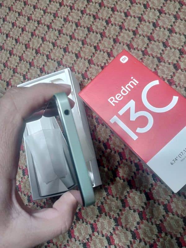 Redmi 13c 6/128 3