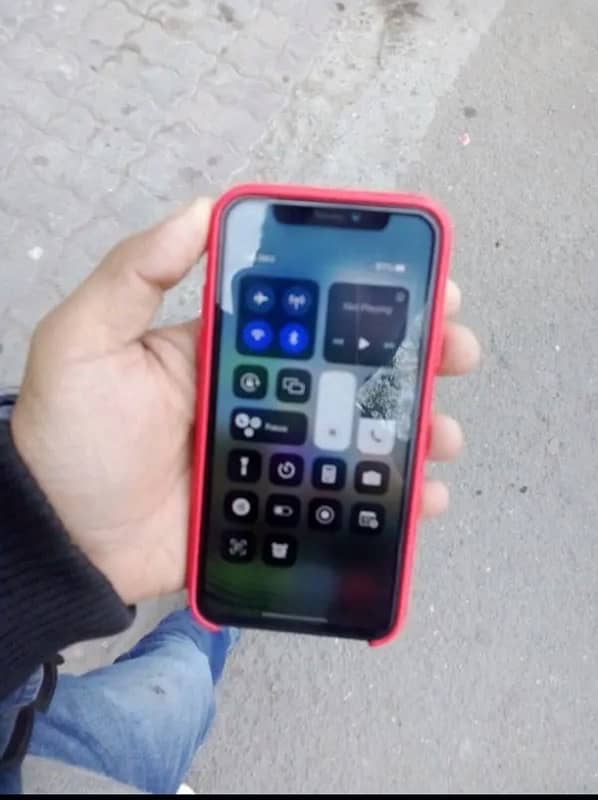 iPhone X PTA 64GB 4