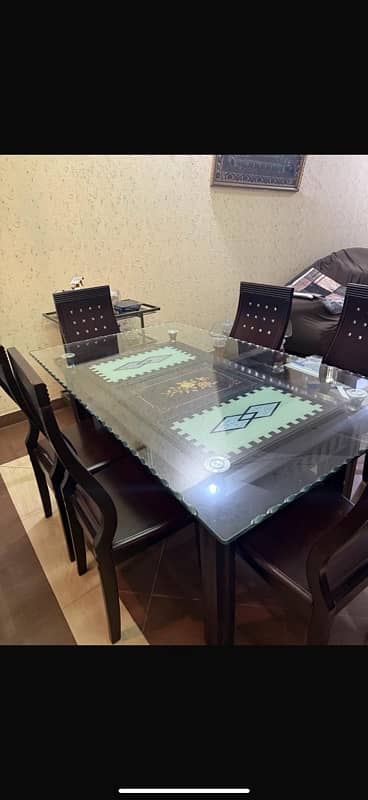 6-seater dinning table 1