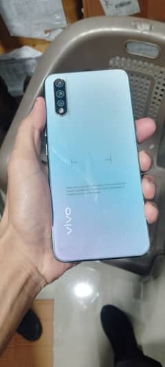 Vivo S1