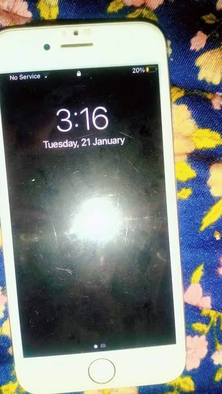 iPhone 8 back crack all ohk Exchng  posble 3