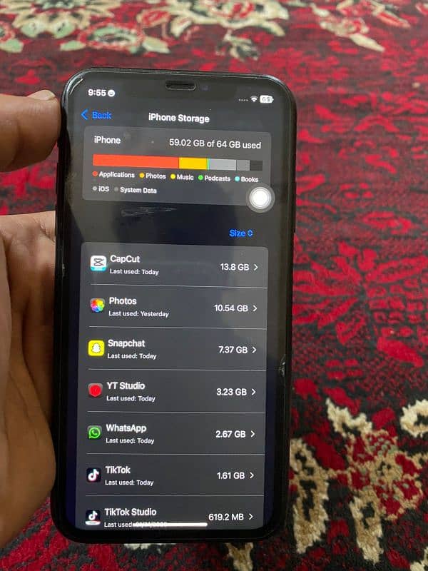 iphone xr genuine condition 2