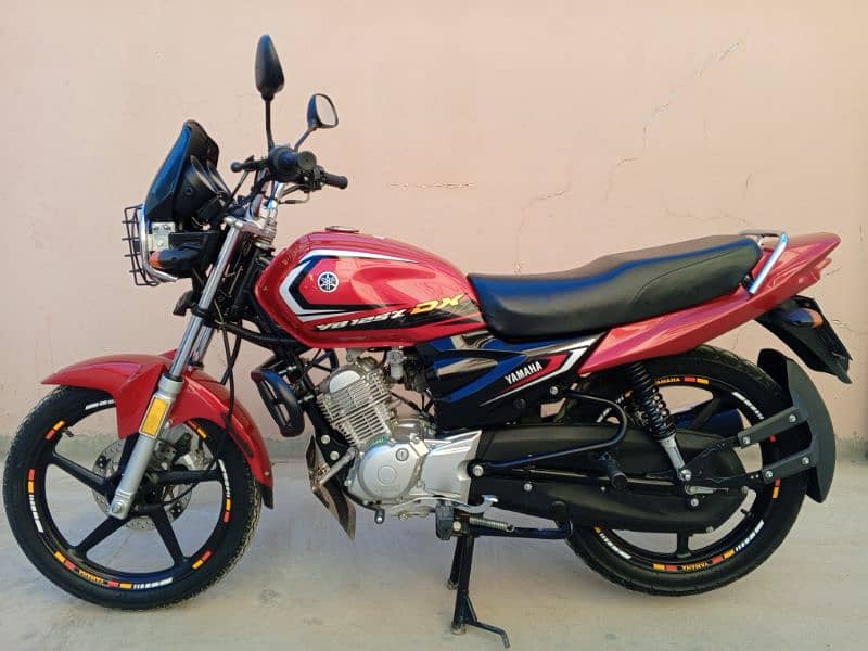 YAMAHA YB 125Z-DX (Ph# 0,3,2,1,2,6,6,2,5,5,2) 1