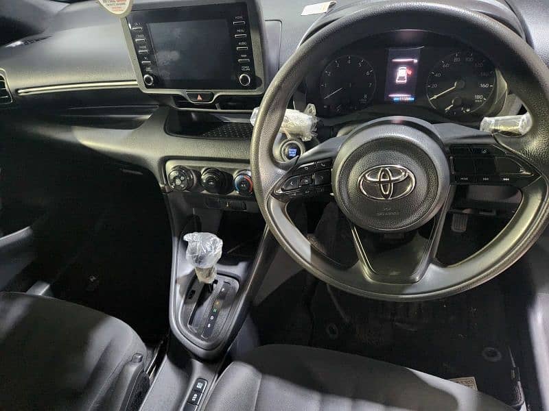 Toyota Yaris 2020 4