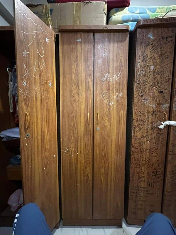 urgent sale 3 pair cupboard 5