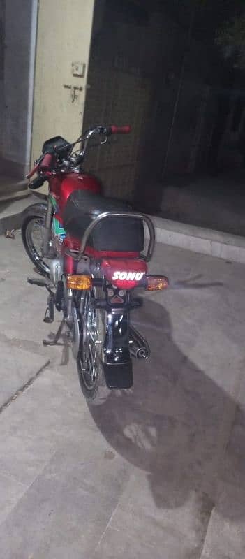 2018 model bike full genuine new bike everything ok 10